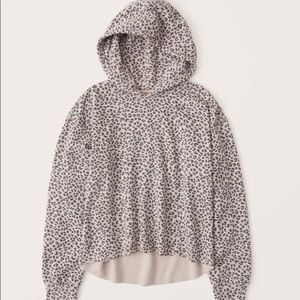 Hoodie tan leopard print